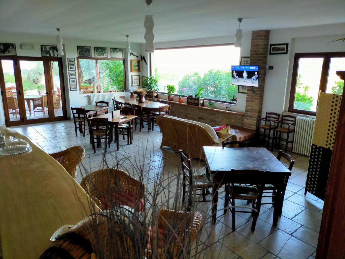 Casale Del Sole Bed & Breakfast Cepagatti Exterior photo