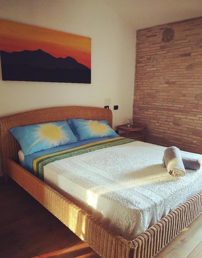 Casale Del Sole Bed & Breakfast Cepagatti Exterior photo