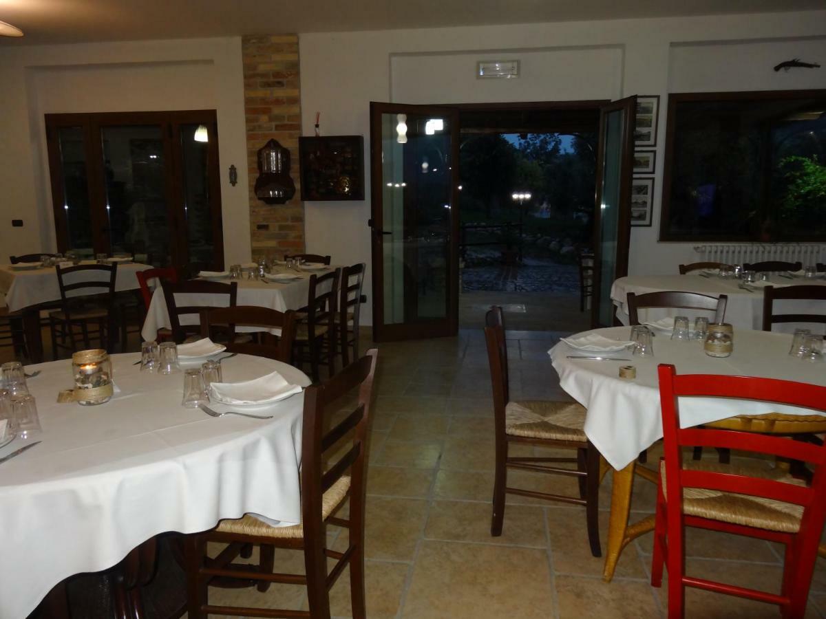 Casale Del Sole Bed & Breakfast Cepagatti Exterior photo