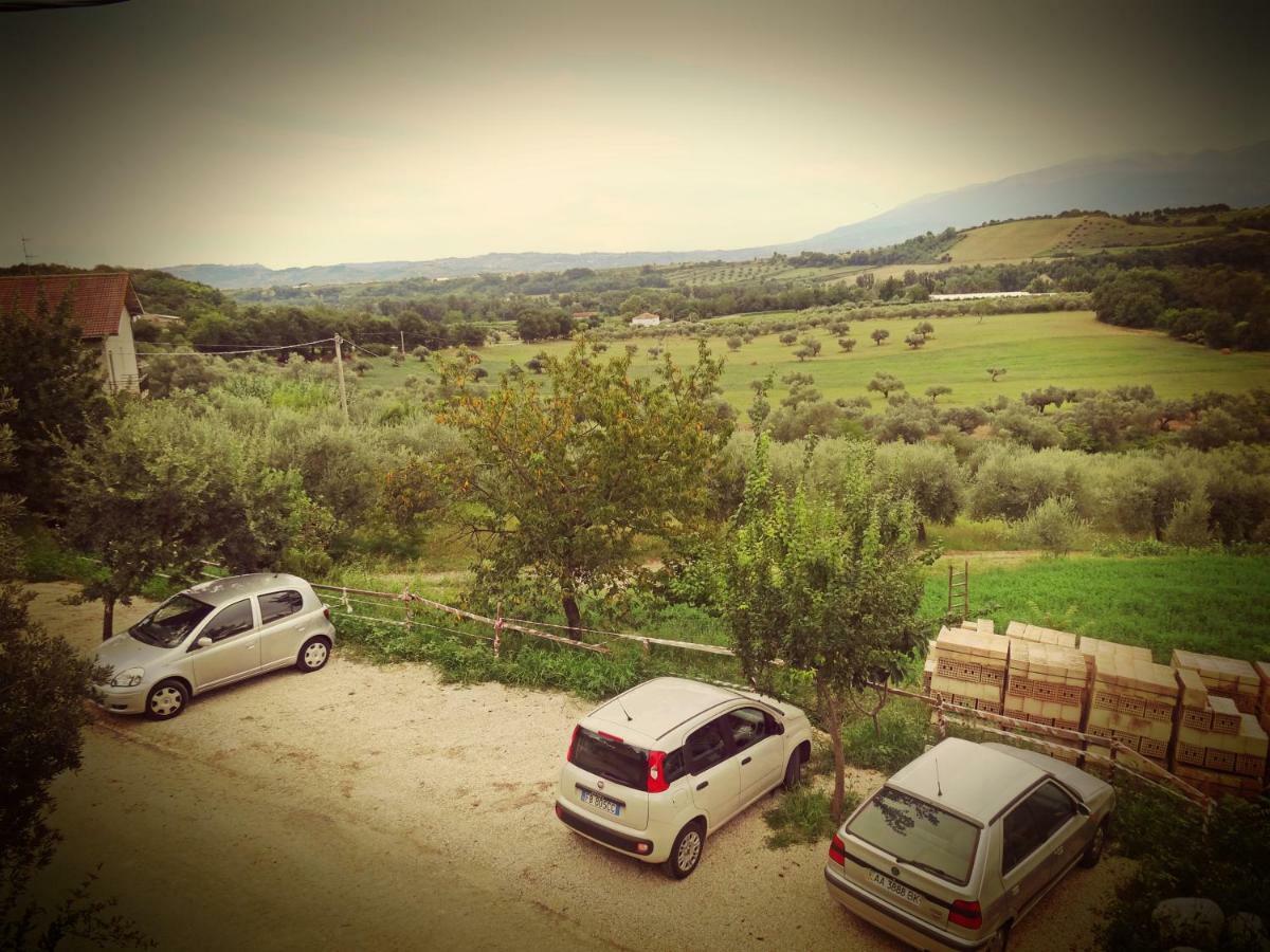 Casale Del Sole Bed & Breakfast Cepagatti Exterior photo