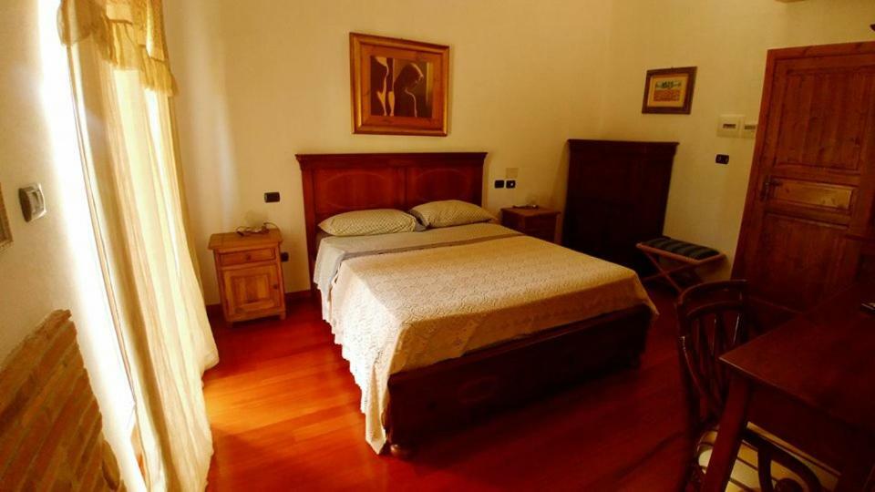 Casale Del Sole Bed & Breakfast Cepagatti Exterior photo